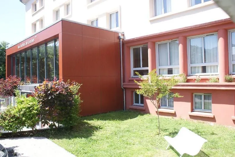 Residence Les Jardins De Lourdes 3*,